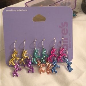 Claire’s unicorn earrings - 6 pairs multicolored